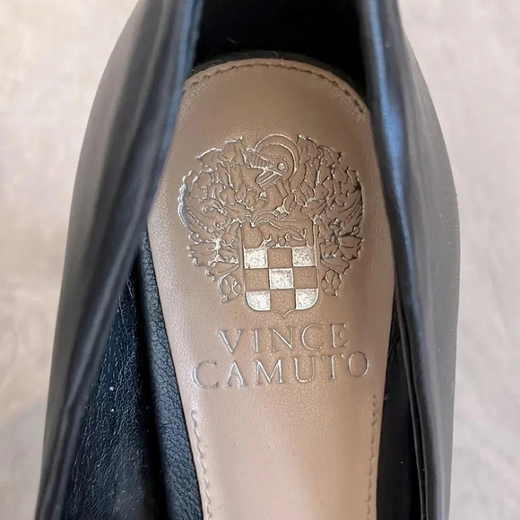VINCE CAMUTO NWOT Nappa Leather black Heels, size 7.5 - Picture 8 of 8